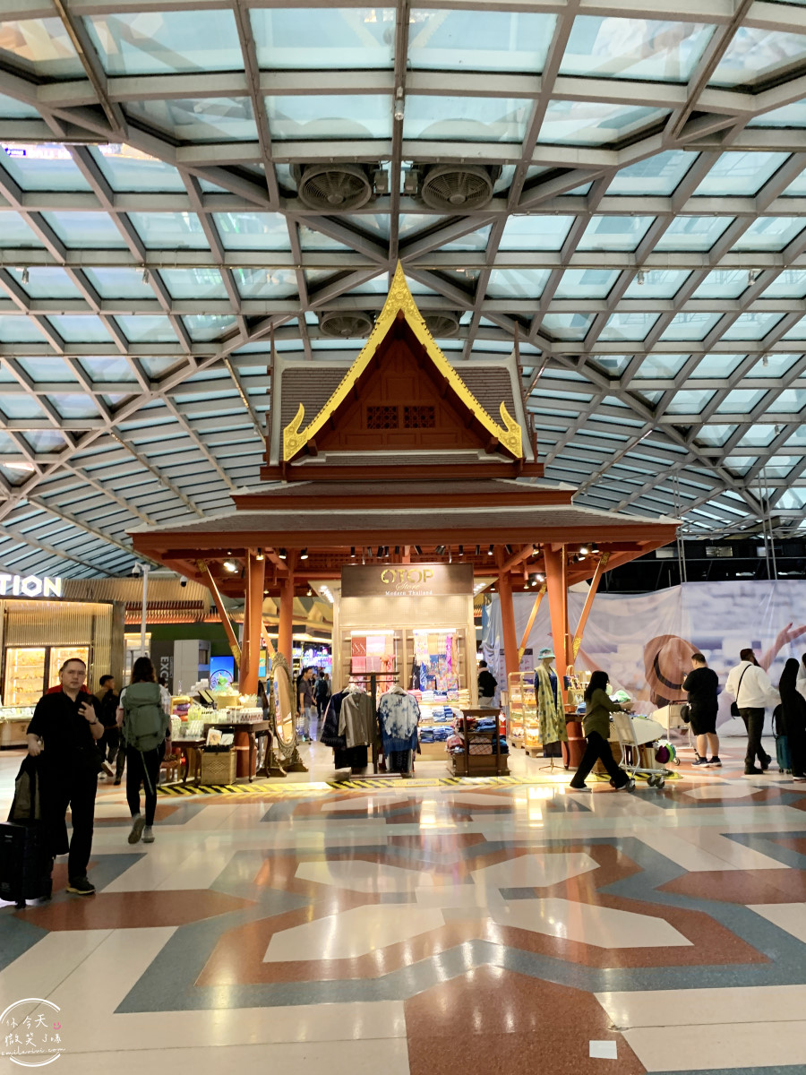 曼谷素萬那普機場(Suvarna-bhumi Airport)∥入境全攻略、蘇凡納布國際機場︱曼谷機場出境、入境,曼谷機場快線、曼谷機場機場捷運︱曼谷旅行第一站 - 第85張圖