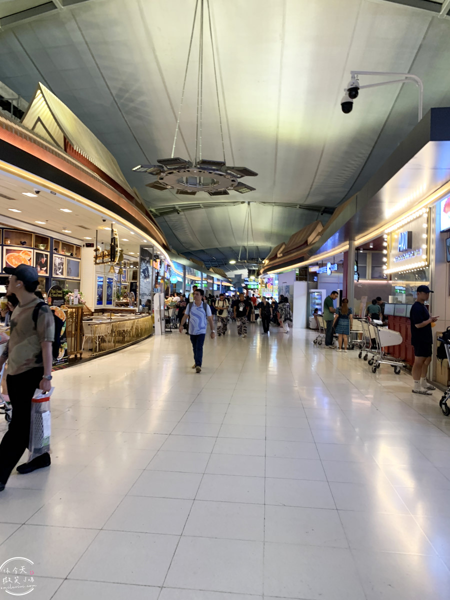 曼谷素萬那普機場(Suvarna-bhumi Airport)∥入境全攻略、蘇凡納布國際機場︱曼谷機場出境、入境,曼谷機場快線、曼谷機場機場捷運︱曼谷旅行第一站 - 第90張圖