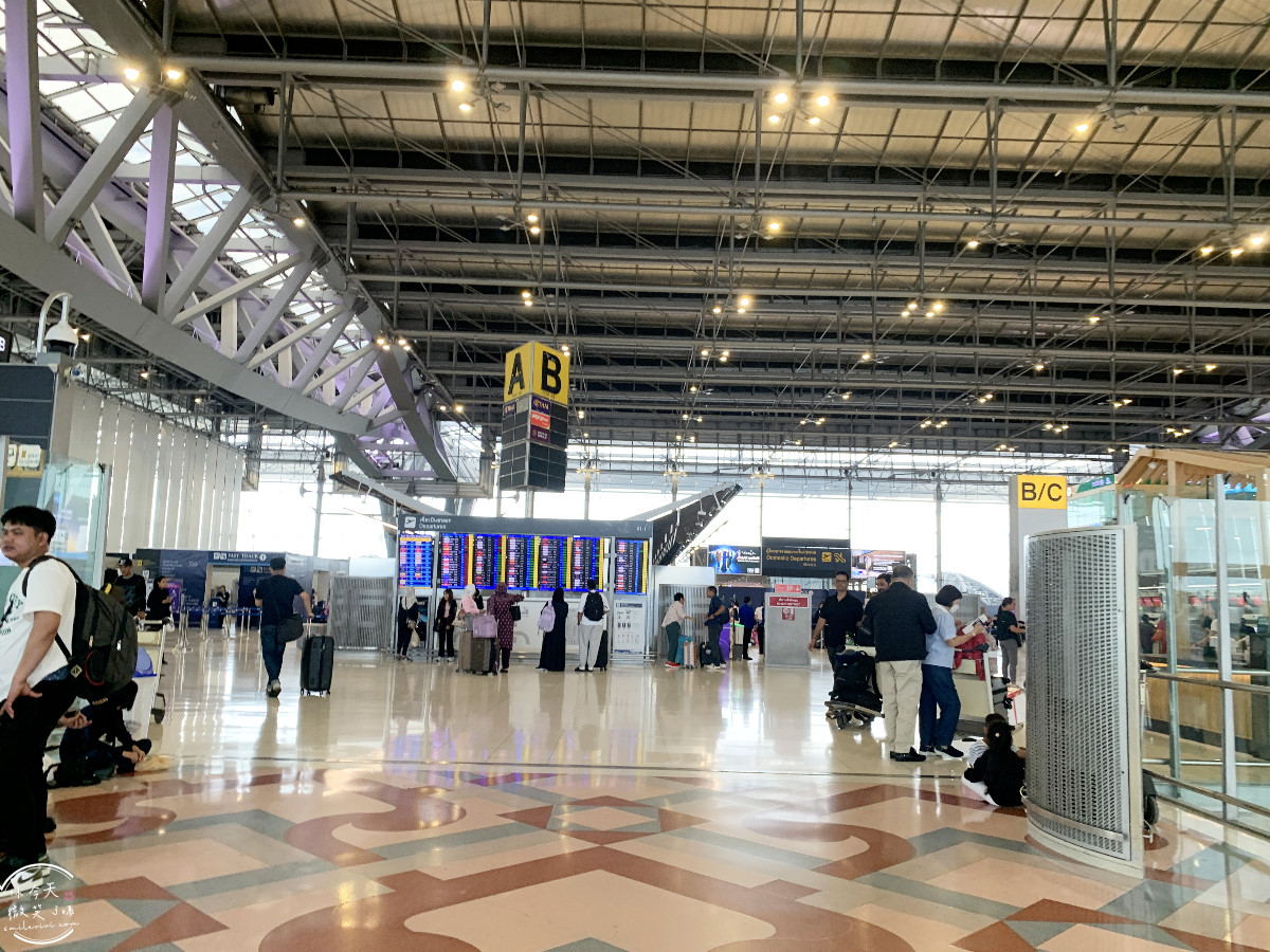 曼谷素萬那普機場(Suvarna-bhumi Airport)∥入境全攻略、蘇凡納布國際機場︱曼谷機場出境、入境,曼谷機場快線、曼谷機場機場捷運︱曼谷旅行第一站 - 第59張圖