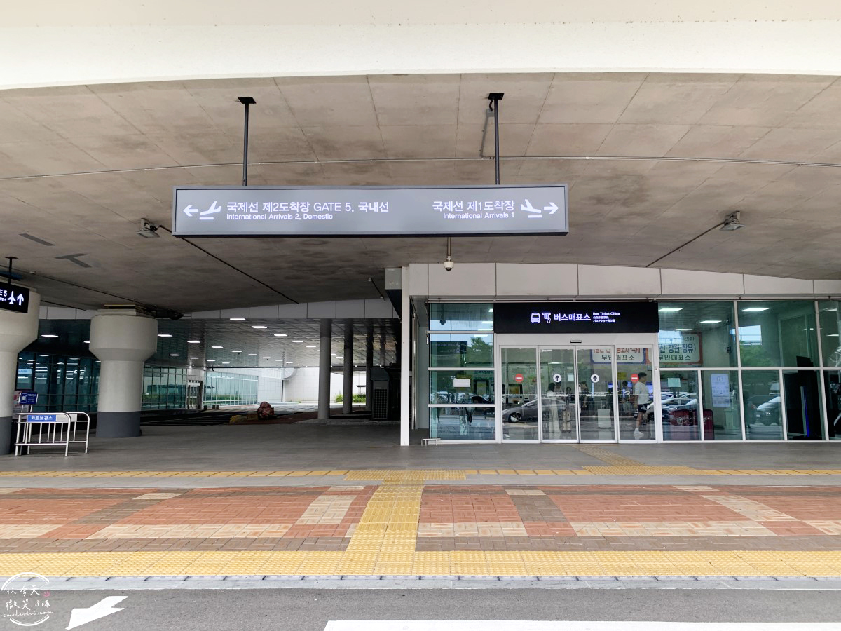 釜山金海國際機場入境流程∥釜山金海機場攻略!金海機場入境航廈(김해국제공항;Gimhae International Airport)︱入境流程&設施總整理,國際線航廈、輕電鐵交通、接機大廳餐廳一次看懂 - 第40張圖