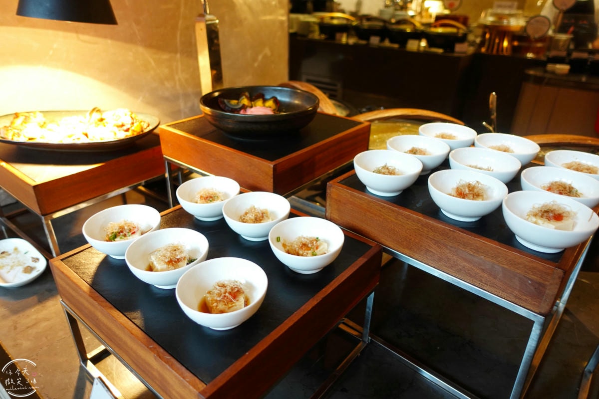 曼谷住宿推薦∥曼谷素坤逸卡爾頓酒店(Carlton Hotel Sukhumvit)行政客房(Executive Room)︱游泳池、健身房、早餐、行政酒廊︱五星服務、交通超方便!曼谷Asok站,近Terminal 21 Asok - 第101張圖