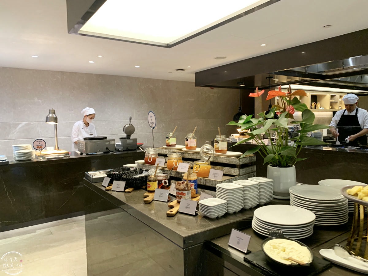 曼谷住宿推薦∥曼谷素坤逸卡爾頓酒店(Carlton Hotel Sukhumvit)行政客房(Executive Room)︱游泳池、健身房、早餐、行政酒廊︱五星服務、交通超方便!曼谷Asok站,近Terminal 21 Asok - 第110張圖