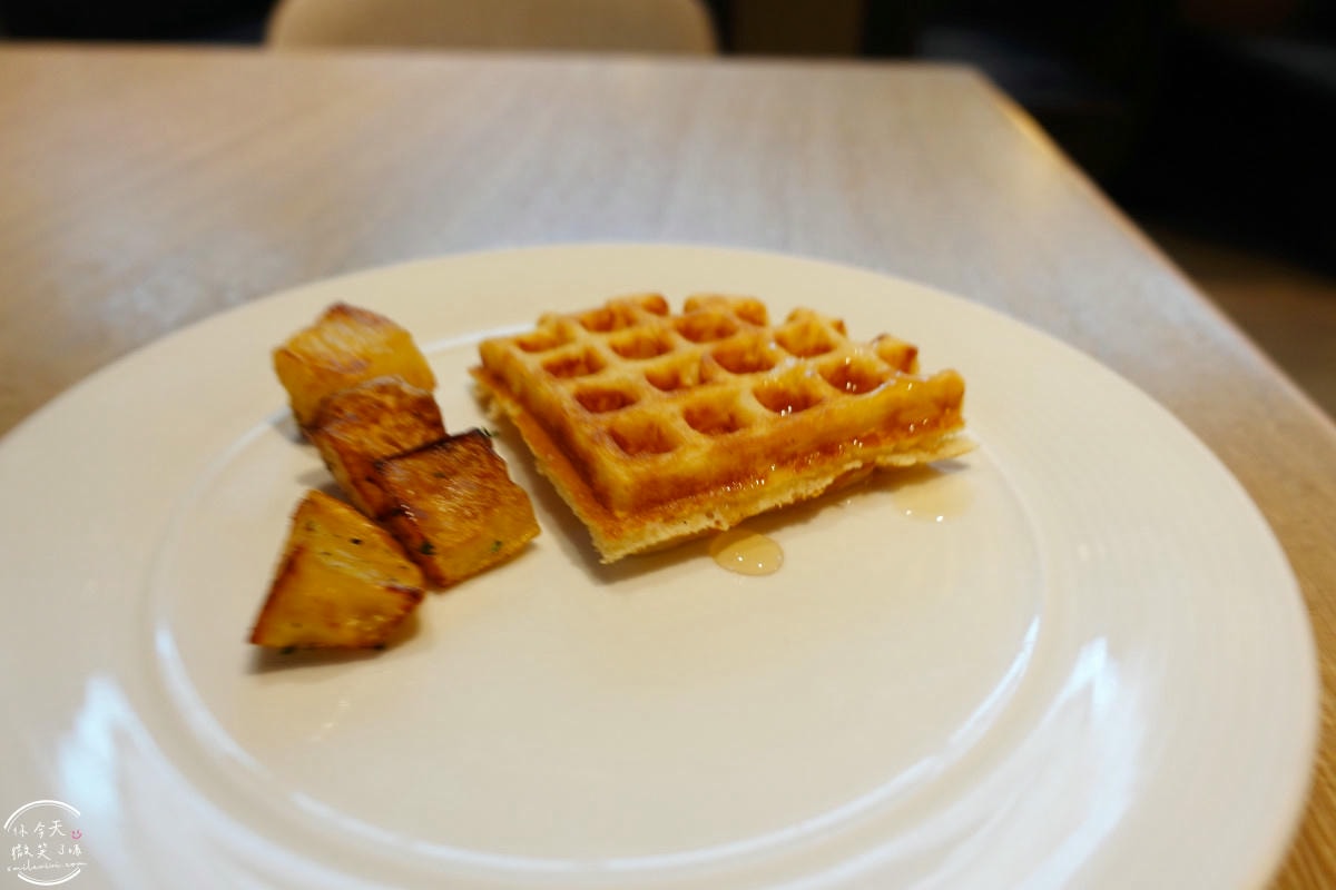 曼谷住宿推薦∥曼谷素坤逸卡爾頓酒店(Carlton Hotel Sukhumvit)行政客房(Executive Room)︱游泳池、健身房、早餐、行政酒廊︱五星服務、交通超方便!曼谷Asok站,近Terminal 21 Asok - 第121張圖