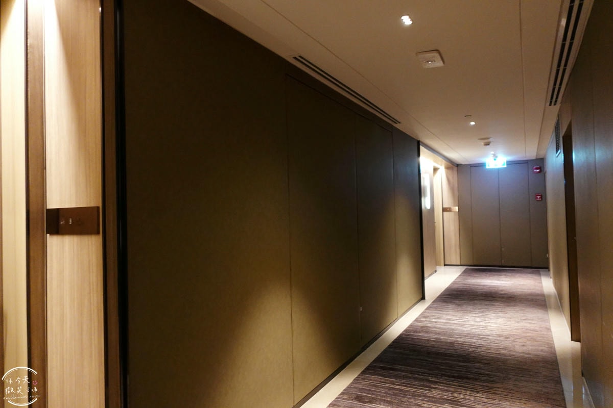 曼谷住宿推薦∥曼谷素坤逸卡爾頓酒店(Carlton Hotel Sukhumvit)行政客房(Executive Room)︱游泳池、健身房、早餐、行政酒廊︱五星服務、交通超方便!曼谷Asok站,近Terminal 21 Asok - 第14張圖