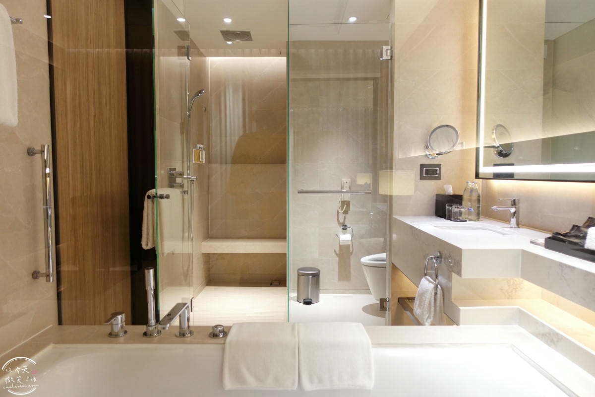 曼谷住宿推薦∥曼谷素坤逸卡爾頓酒店(Carlton Hotel Sukhumvit)行政客房(Executive Room)︱游泳池、健身房、早餐、行政酒廊︱五星服務、交通超方便!曼谷Asok站,近Terminal 21 Asok - 第46張圖