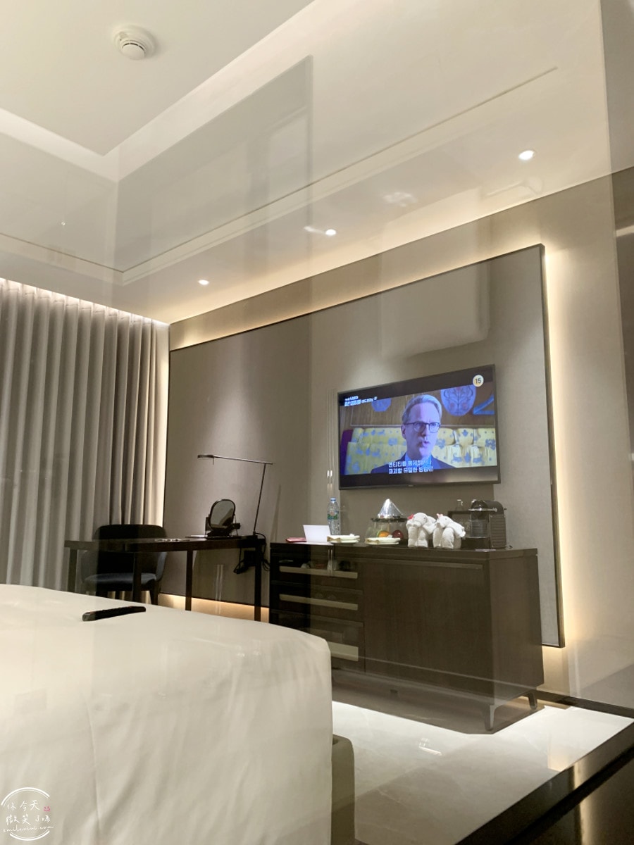 曼谷住宿推薦∥曼谷素坤逸卡爾頓酒店(Carlton Hotel Sukhumvit)行政客房(Executive Room)︱游泳池、健身房、早餐、行政酒廊︱五星服務、交通超方便!曼谷Asok站,近Terminal 21 Asok - 第58張圖