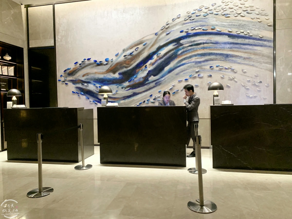 曼谷住宿推薦∥曼谷素坤逸卡爾頓酒店(Carlton Hotel Sukhumvit)行政客房(Executive Room)︱游泳池、健身房、早餐、行政酒廊︱五星服務、交通超方便!曼谷Asok站,近Terminal 21 Asok - 第7張圖