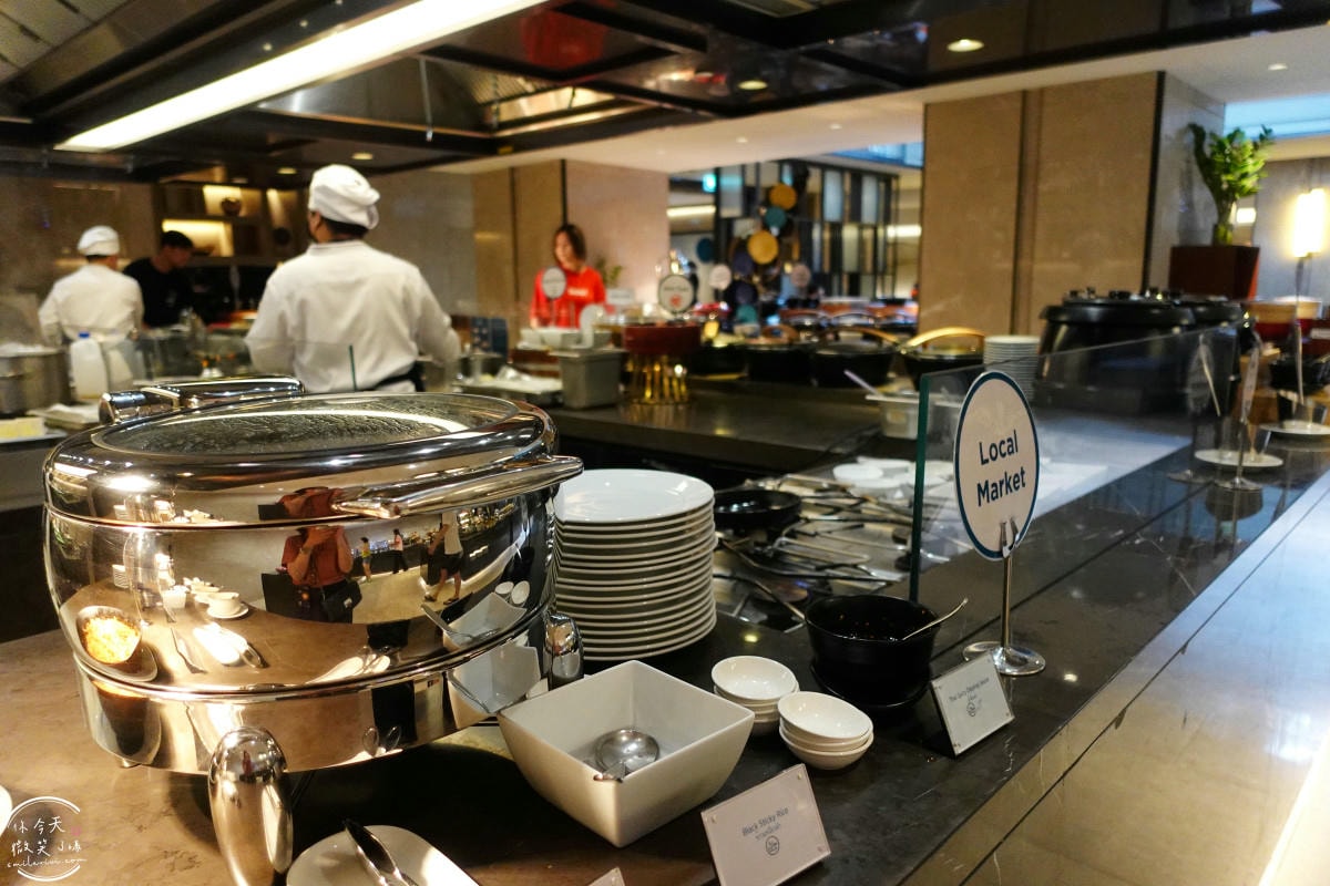 曼谷住宿推薦∥曼谷素坤逸卡爾頓酒店(Carlton Hotel Sukhumvit)行政客房(Executive Room)︱游泳池、健身房、早餐、行政酒廊︱五星服務、交通超方便!曼谷Asok站,近Terminal 21 Asok - 第95張圖
