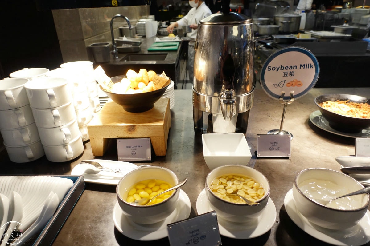 曼谷住宿推薦∥曼谷素坤逸卡爾頓酒店(Carlton Hotel Sukhumvit)行政客房(Executive Room)︱游泳池、健身房、早餐、行政酒廊︱五星服務、交通超方便!曼谷Asok站,近Terminal 21 Asok - 第96張圖