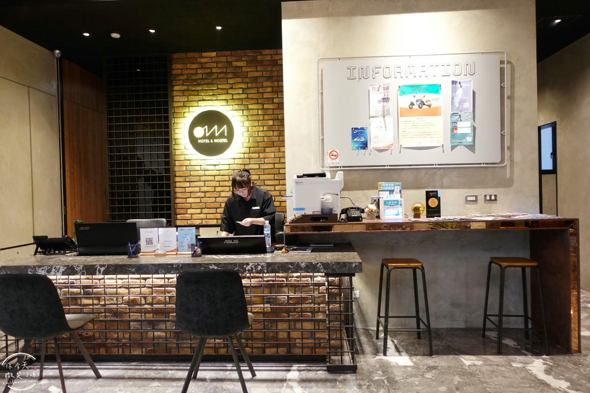 台南住宿推薦∥台南行旅 Hotel Leisure Tainan-OINN 巷弄潮旅,設計系旅店!雙人房、四人房、背包房各種房型開箱︱走路5分鐘到武聖夜市,台南中西區住宿心得 - 第8張圖