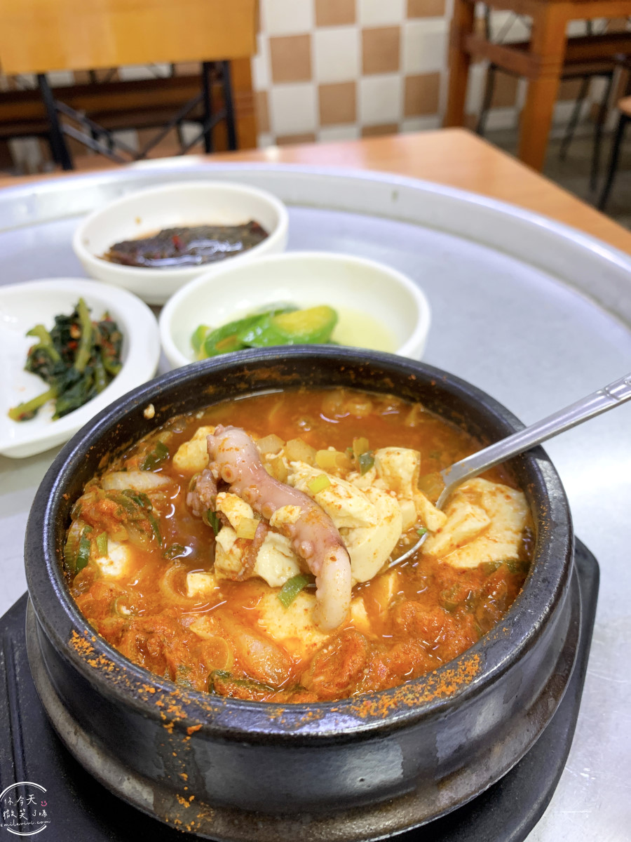 釜山西面美食推薦∥泰山豆腐鍋(태산순두부),來釜山不能錯過的鍋物︱海鮮豆腐鍋必點,螃蟹、蝦子、魷魚通通入鍋,暖到心坎裡的辣湯︱釜山平價在地人西面必吃推薦! - 第18張圖 taesan