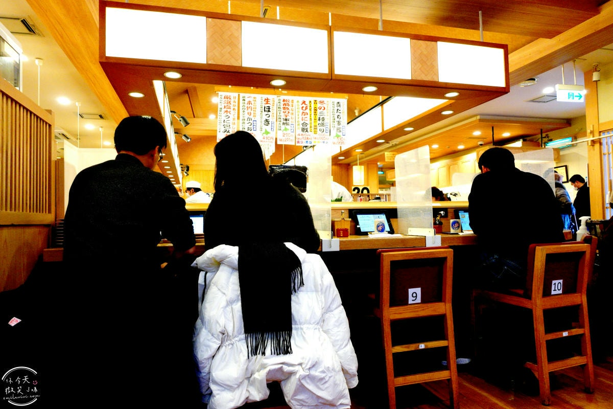 迴轉壽司Toriton平岸店∥在地人最推的迴轉壽司,北海道人氣第一的平價壽司︱不只Toriton大通!平岸也有超讚分店,札幌平價壽司推薦︱在地人才知道的口袋名單 - 第10張圖