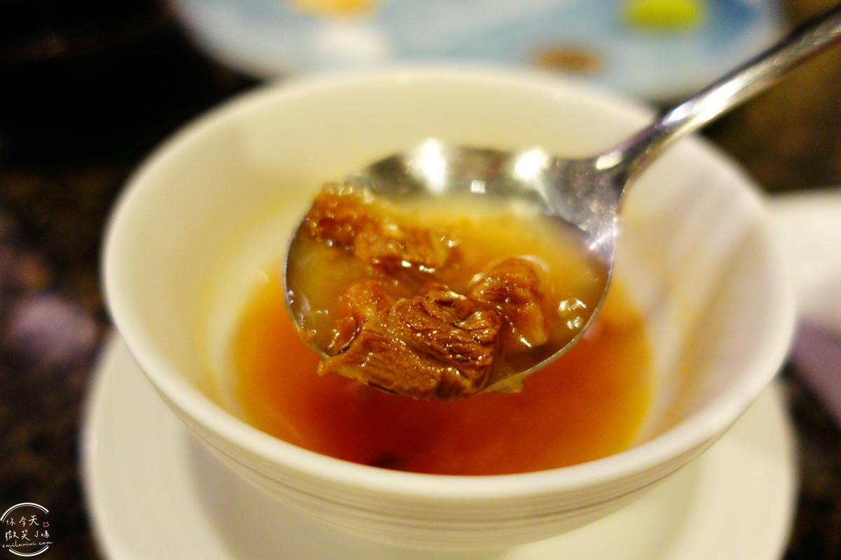 神戶牛排推薦∥Mouriya三宮店,三宮站附近超人氣鐵板燒︱神戶牛極上沙朗牛排,商業午餐CP值高,老饕必訪神戶經典牛排店,菜單、價位到口感,一次看懂這家百年老店!超過140年 - 第31張圖 Mouriya