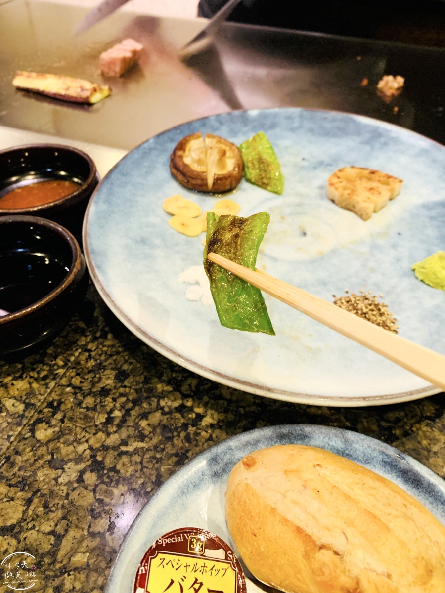 神戶牛排推薦∥Mouriya三宮店,三宮站附近超人氣鐵板燒︱神戶牛極上沙朗牛排,商業午餐CP值高,老饕必訪神戶經典牛排店,菜單、價位到口感,一次看懂這家百年老店!超過140年 - 第48張圖 Mouriya