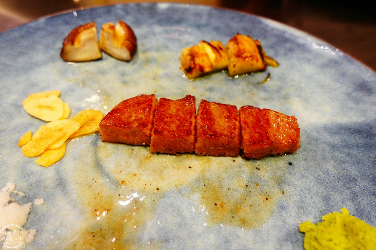 神戶牛排推薦∥Mouriya三宮店,三宮站附近超人氣鐵板燒︱神戶牛極上沙朗牛排,商業午餐CP值高,老饕必訪神戶經典牛排店,菜單、價位到口感,一次看懂這家百年老店!超過140年 - 第56張圖 Mouriya