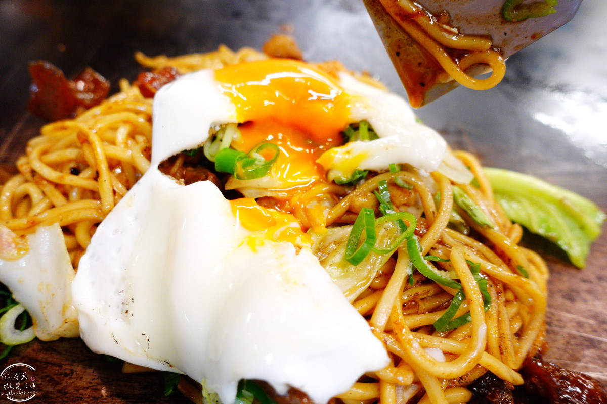 神戶三宮美食推薦∥長田本庄軒三宮Center Plaza店 B1,神戶在地人也愛吃!日本鐵板炒麵控必吃︱神戶日式炒麵專賣店,經典炒麵名店︱神戶必吃餐廳 - 第19張圖 長田本庄軒