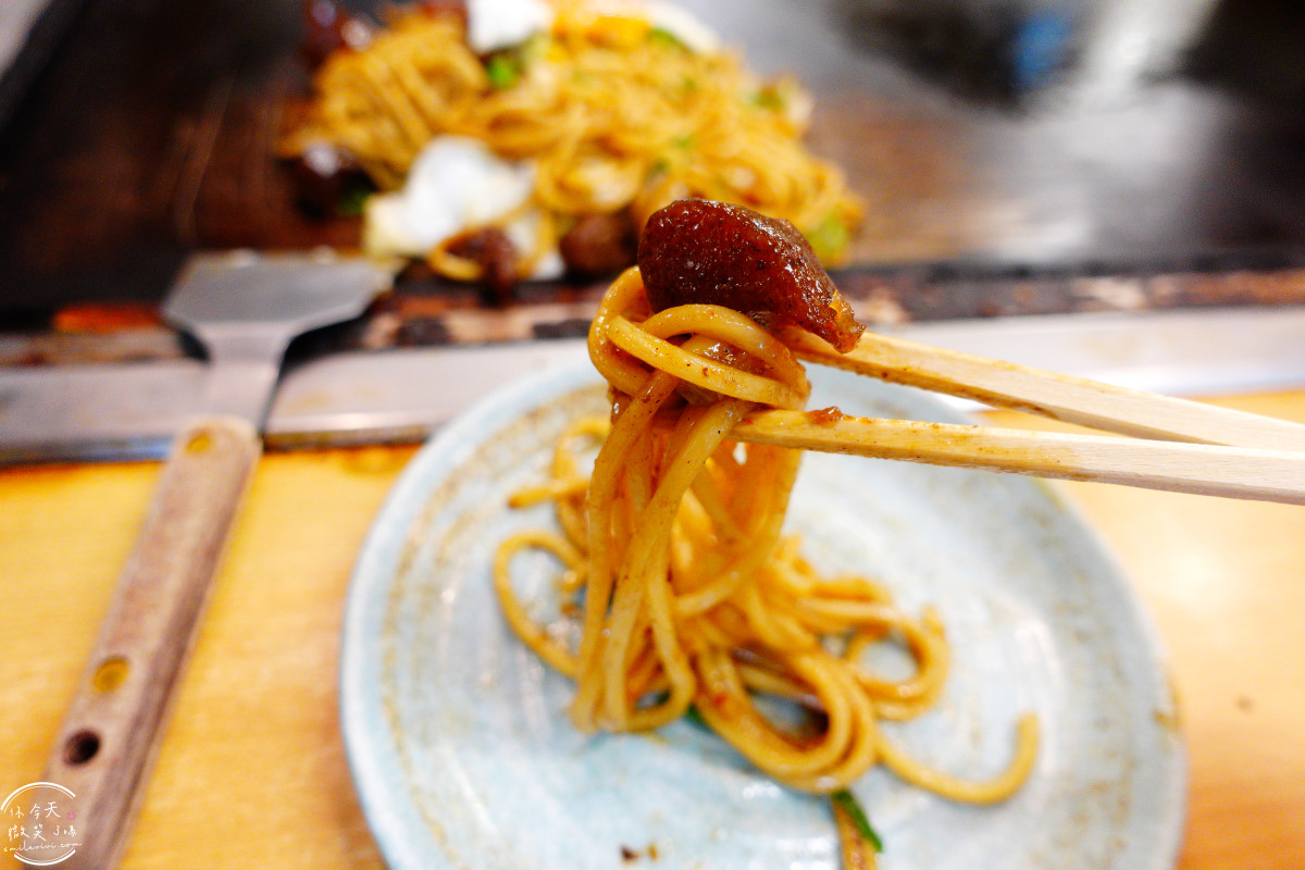 神戶三宮美食推薦∥長田本庄軒三宮Center Plaza店 B1,神戶在地人也愛吃!日本鐵板炒麵控必吃︱神戶日式炒麵專賣店,經典炒麵名店︱神戶必吃餐廳 - 第25張圖 長田本庄軒