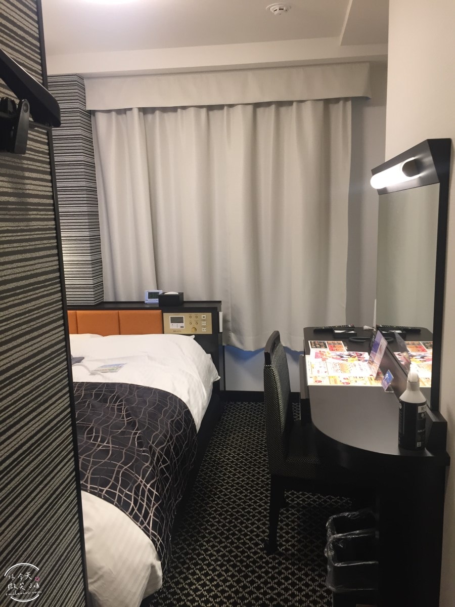 大阪住宿體驗∥APA HOTEL新大阪南(アパホテル 新大阪駅南)No.276︱單人房型設計精巧,含早餐,價格昂貴︱乾淨安靜的住宿選擇︱近JR新大阪站,搭新幹線超省時 - 第20張圖