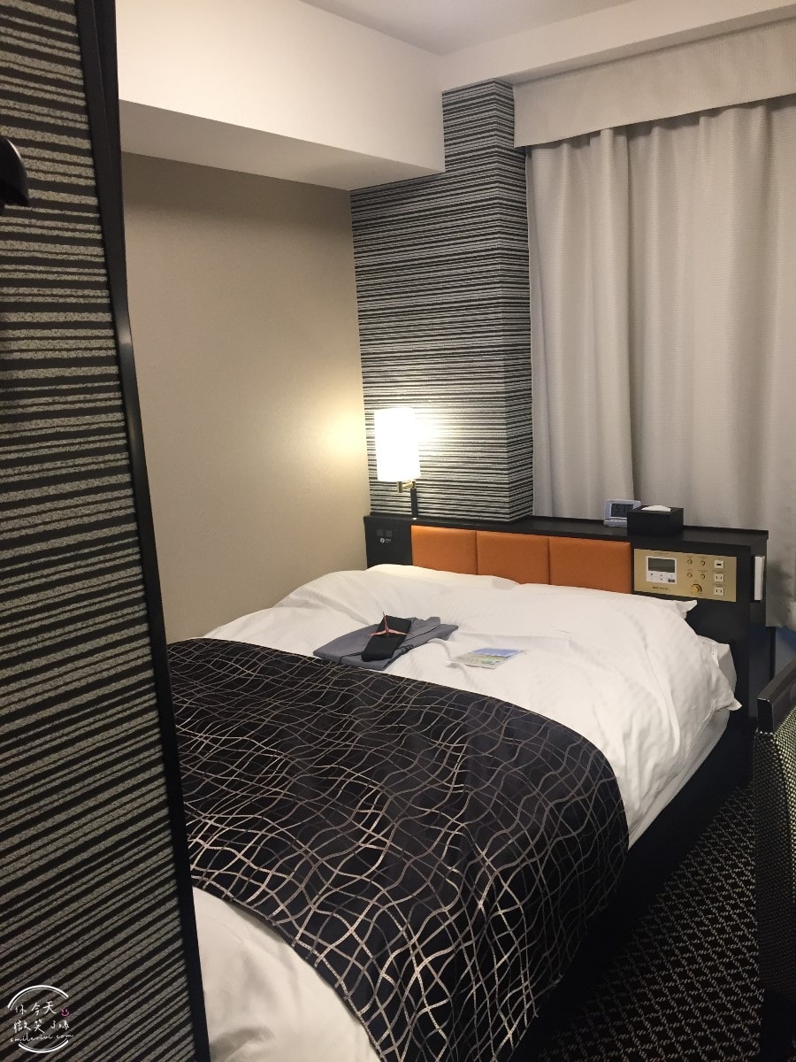 大阪住宿體驗∥APA HOTEL新大阪南(アパホテル 新大阪駅南)No.276︱單人房型設計精巧,含早餐,價格昂貴︱乾淨安靜的住宿選擇︱近JR新大阪站,搭新幹線超省時 - 第22張圖