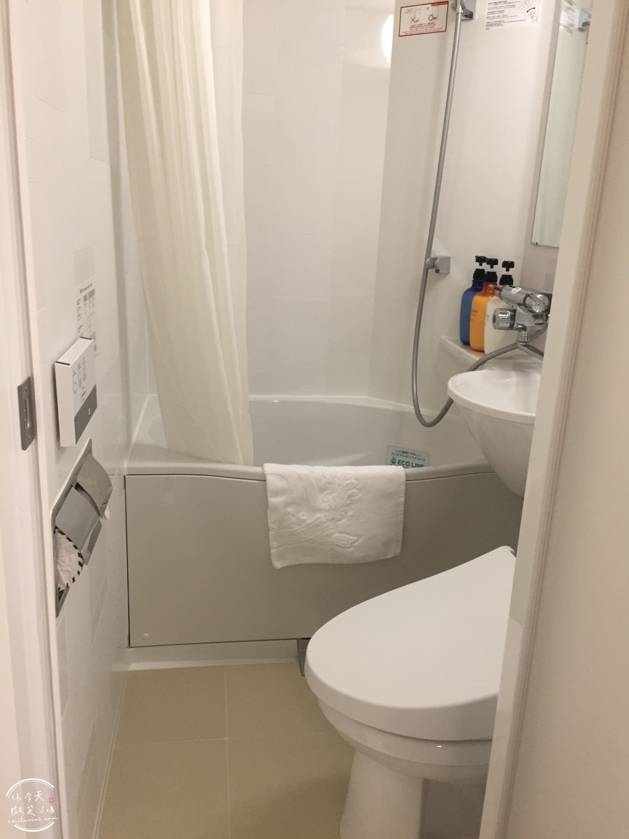 大阪住宿體驗∥APA HOTEL新大阪南(アパホテル 新大阪駅南)No.276︱單人房型設計精巧,含早餐,價格昂貴︱乾淨安靜的住宿選擇︱近JR新大阪站,搭新幹線超省時 - 第40張圖