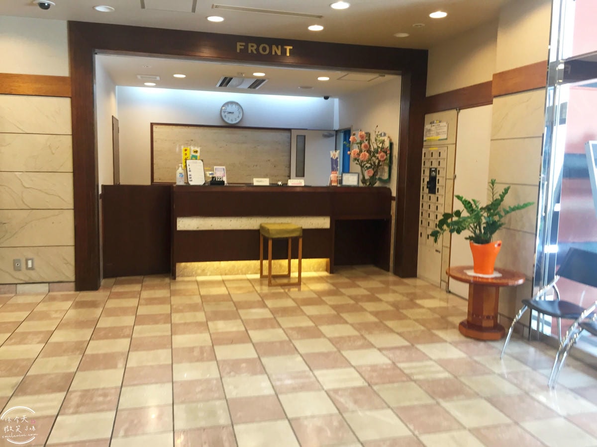 沖繩自由行住宿∥沖繩Chabira Hotel那霸(チャビラホテル那覇)單人房型,早餐免費︱那霸單軌小祿站AEON購物中心旁︱離機場近、自由行超方便,步行可到國際通&單軌站 - 第8張圖 Chabira Hotel Naha