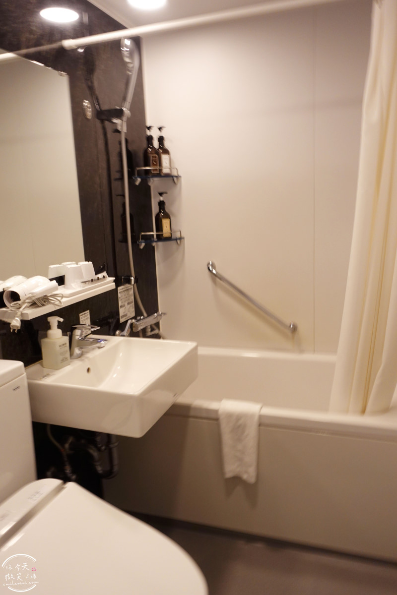 東京住宿推薦∥東京海茵娜酒店淺草橋Henn na Hotel Tokyo Asakusabashi(変なホテル)︱兩小床房型,房價、交通、設施完整攻略︱淺草橋站步行1分鐘,CP值高的機器人飯店 - 第51張圖