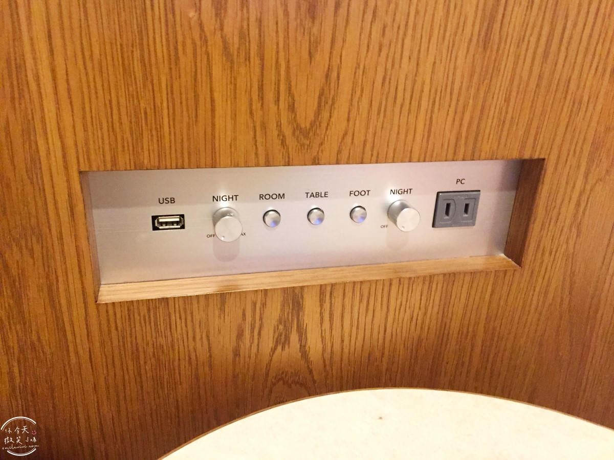 沖繩國際通住宿推薦∥那霸格拉斯麗飯店(Hotel Gracery Naha),兩小床房型完整開箱︱國際通正中間,逛街購物超方便!地點絕佳、購物超方便,也有停車場 - 第21張圖