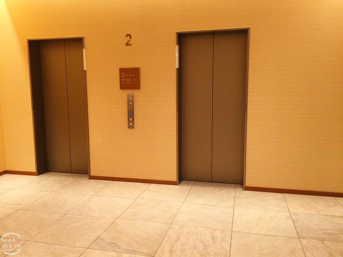 沖繩國際通住宿推薦∥那霸格拉斯麗飯店(Hotel Gracery Naha),兩小床房型完整開箱︱國際通正中間,逛街購物超方便!地點絕佳、購物超方便,也有停車場 - 第8張圖