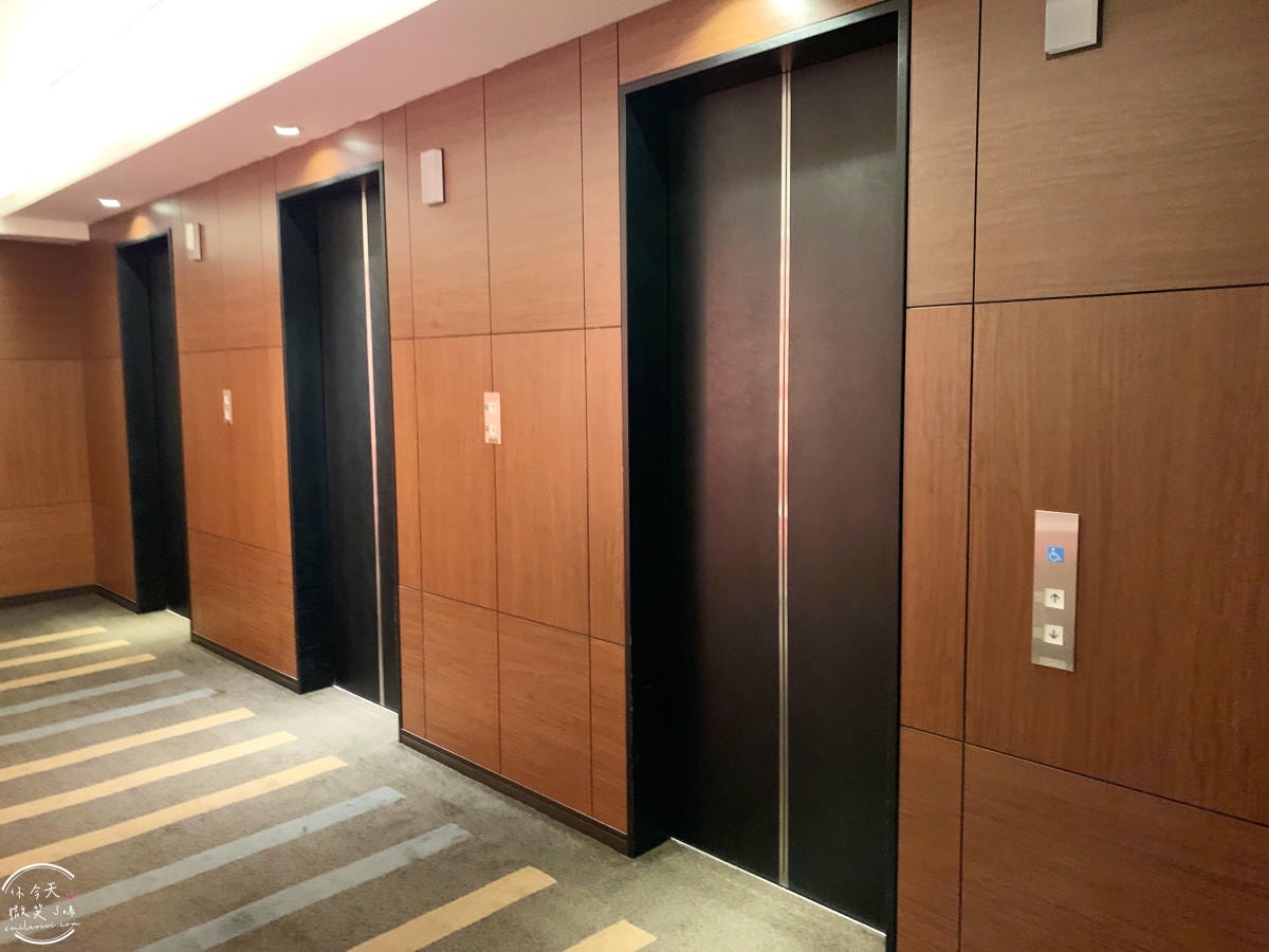 札幌住宿推薦∥札幌美居酒店 Mercure Sapporo,離地鐵 3 分鐘,房間舒適乾淨︱夜晚逛狸小路超chill!血拼美食都超近!位置超讚的薄野飯店 - 第22張圖 Mercure Sapporo