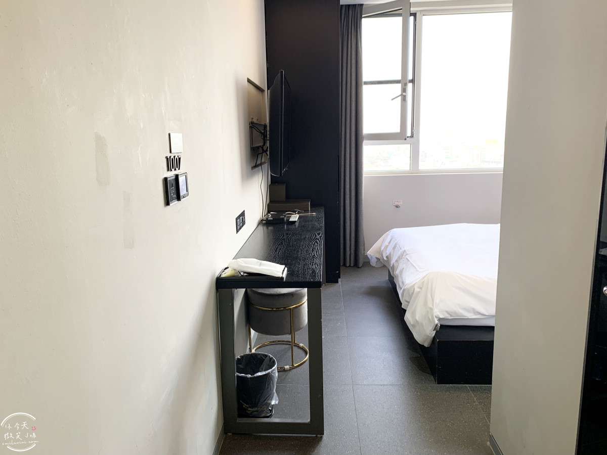 弘大飯店首選∥弘大設計師飯店(Hotel The Designers Hongdae),鄰近地鐵與商圈超方便︱雙人床,有浴缸可泡澡,簡約乾淨︱交通方便、環境舒適、CP值超高的首爾住宿推薦 - 第18張圖 Hotel The Designers Hongdae