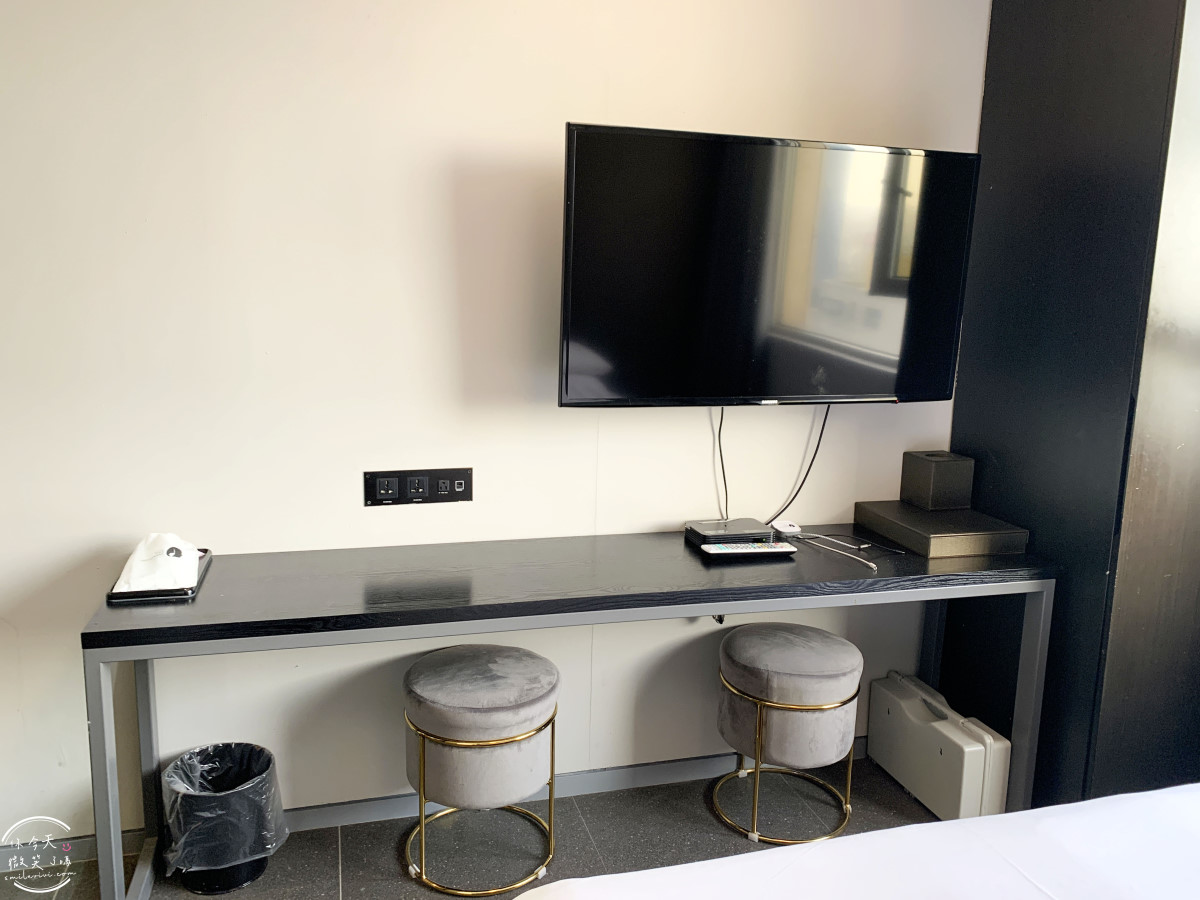 弘大飯店首選∥弘大設計師飯店(Hotel The Designers Hongdae),鄰近地鐵與商圈超方便︱雙人床,有浴缸可泡澡,簡約乾淨︱交通方便、環境舒適、CP值超高的首爾住宿推薦 - 第23張圖 Hotel The Designers Hongdae