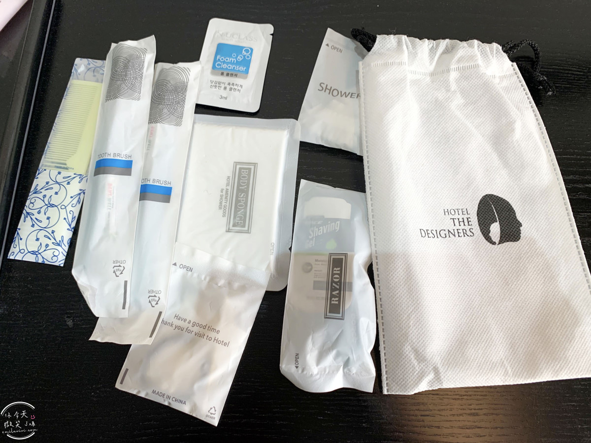 弘大飯店首選∥弘大設計師飯店(Hotel The Designers Hongdae),鄰近地鐵與商圈超方便︱雙人床,有浴缸可泡澡,簡約乾淨︱交通方便、環境舒適、CP值超高的首爾住宿推薦 - 第26張圖 Hotel The Designers Hongdae