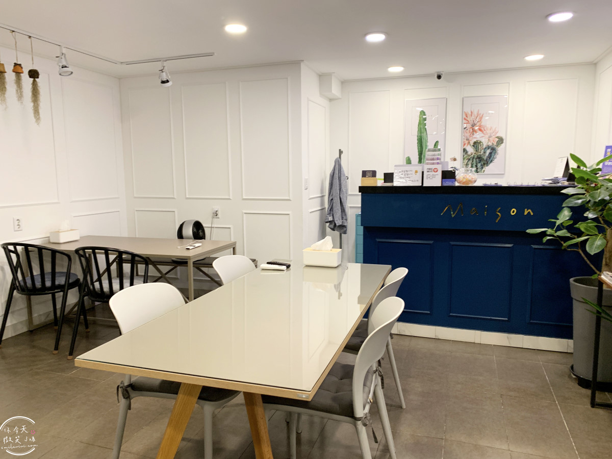 慶州住宿推薦∥Maison mini Hotel(메종 미니호텔 & 게스트하우스)兩小床房型含早餐,共用廚房︱近皇理團路,CP值超高的平價旅宿! - 第11張圖 Maison mini Hotel