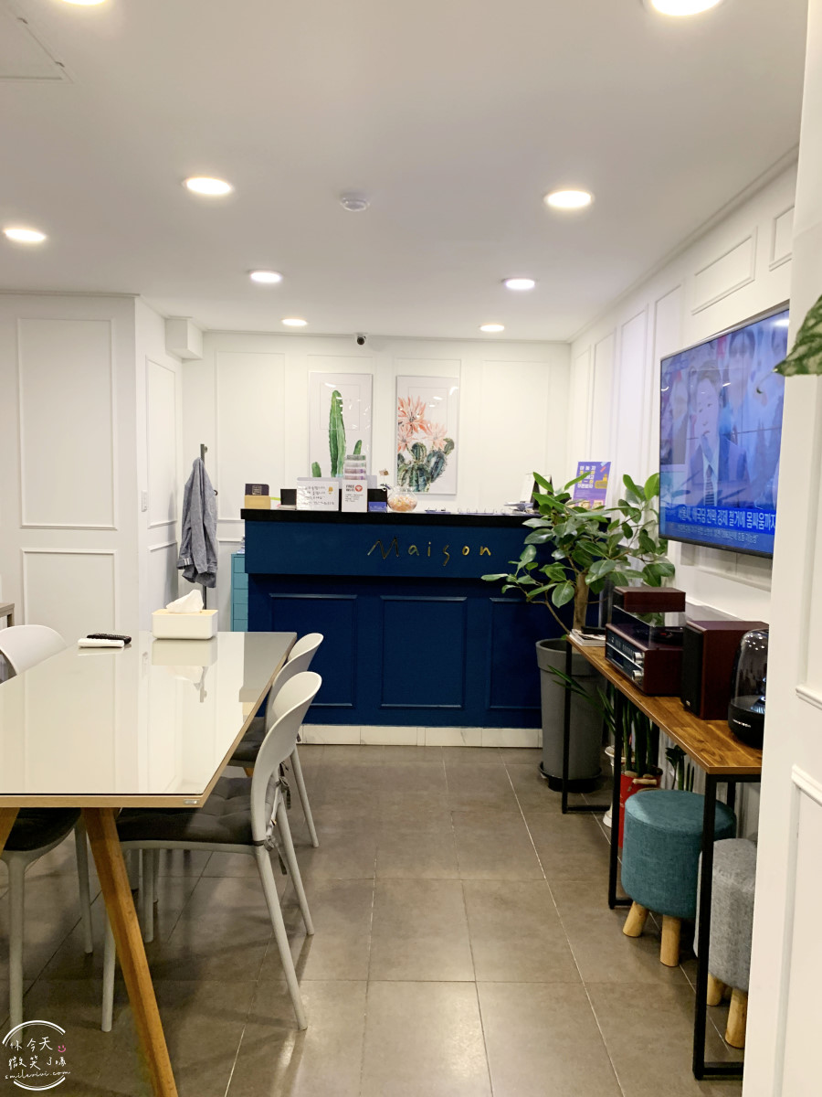 慶州住宿推薦∥Maison mini Hotel(메종 미니호텔 & 게스트하우스)兩小床房型含早餐,共用廚房︱近皇理團路,CP值超高的平價旅宿! - 第9張圖 Maison mini Hotel