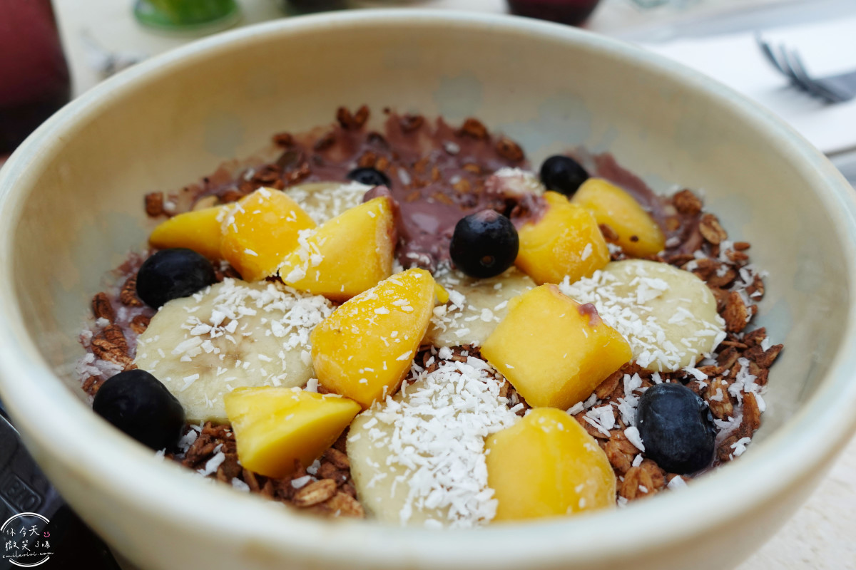 曼谷住宿推薦∥The Fig Lobby 曼谷無花果大堂酒店，曼谷最潮藝術飯店，拍照控必住！各房型分享，價格親民、游泳池、早餐、酒吧設施超完善︱入住一間會讓你「捨不得退房」的藝術旅館