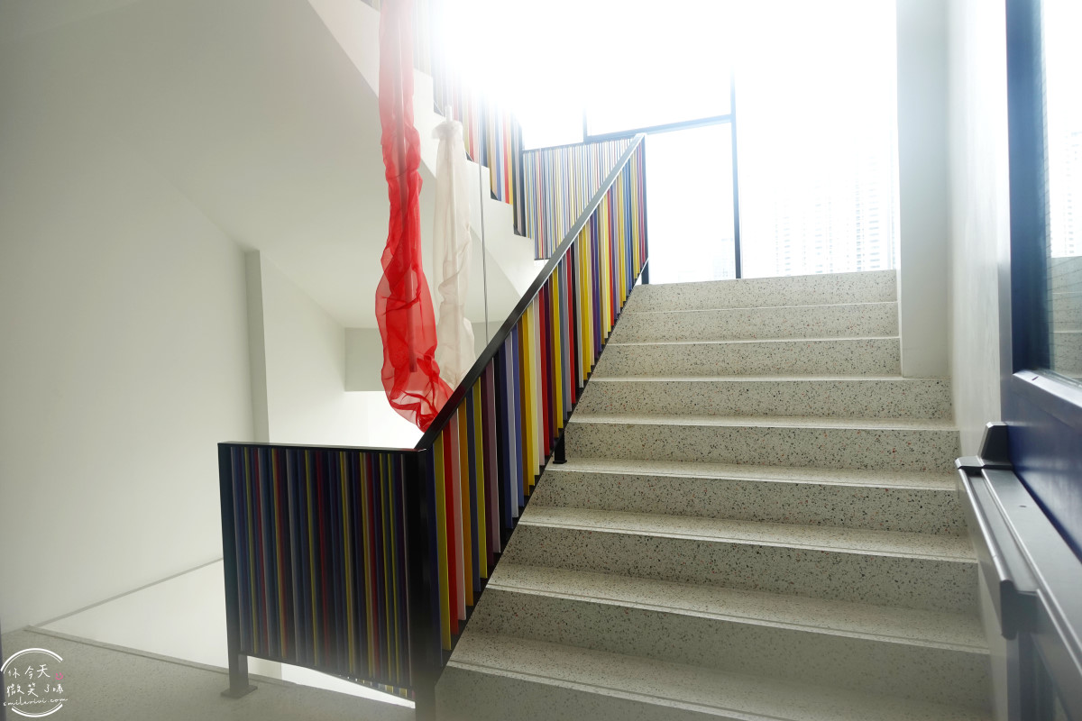 曼谷住宿推薦∥The Fig Lobby 曼谷無花果大堂酒店，曼谷最潮藝術飯店，拍照控必住！各房型分享，價格親民、游泳池、早餐、酒吧設施超完善︱入住一間會讓你「捨不得退房」的藝術旅館