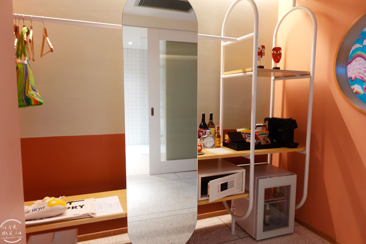 曼谷住宿推薦∥The Fig Lobby 曼谷無花果大堂酒店，曼谷最潮藝術飯店，拍照控必住！各房型分享，價格親民、游泳池、早餐、酒吧設施超完善︱入住一間會讓你「捨不得退房」的藝術旅館