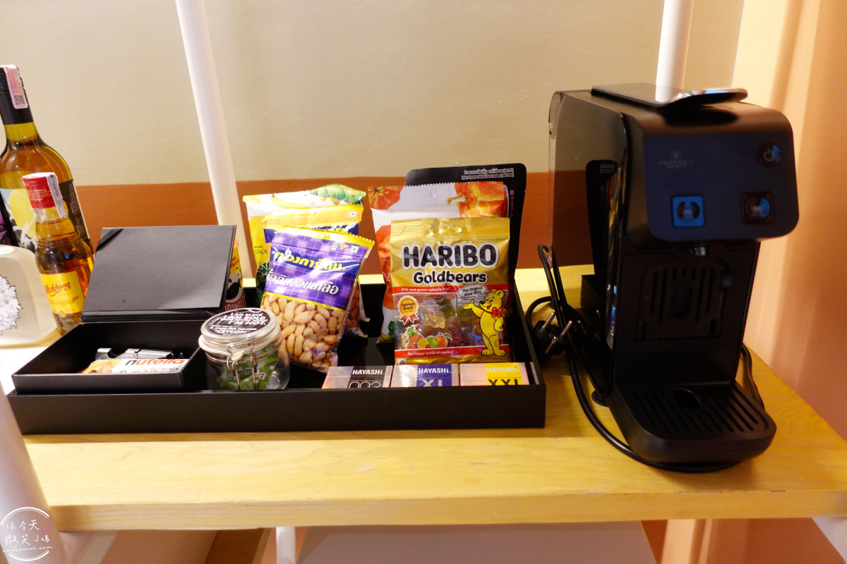 曼谷住宿推薦∥The Fig Lobby 曼谷無花果大堂酒店，曼谷最潮藝術飯店，拍照控必住！各房型分享，價格親民、游泳池、早餐、酒吧設施超完善︱入住一間會讓你「捨不得退房」的藝術旅館