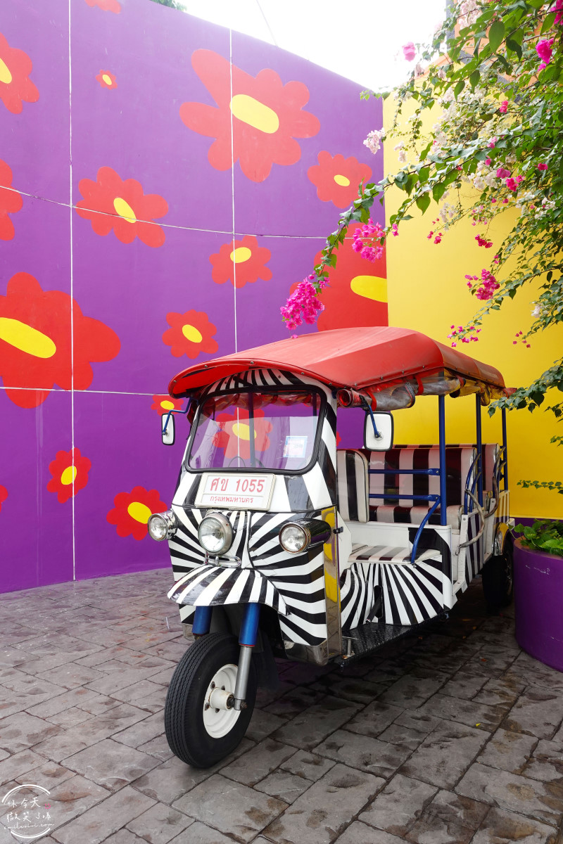 曼谷住宿推薦∥The Fig Lobby 曼谷無花果大堂酒店，曼谷最潮藝術飯店，拍照控必住！各房型分享，價格親民、游泳池、早餐、酒吧設施超完善︱入住一間會讓你「捨不得退房」的藝術旅館