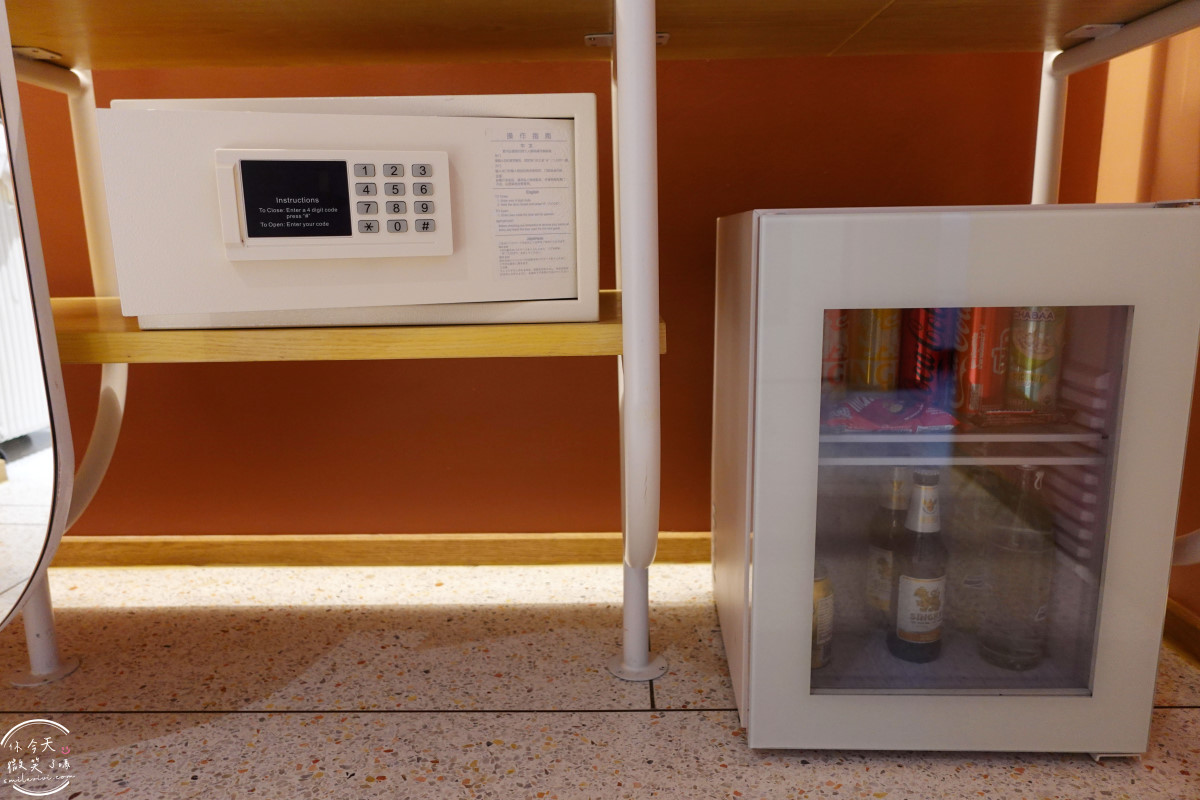 曼谷住宿推薦∥The Fig Lobby 曼谷無花果大堂酒店，曼谷最潮藝術飯店，拍照控必住！各房型分享，價格親民、游泳池、早餐、酒吧設施超完善︱入住一間會讓你「捨不得退房」的藝術旅館