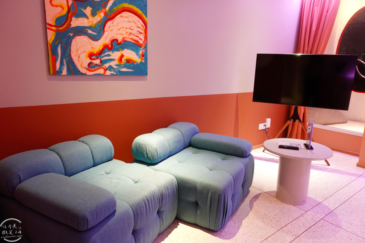 曼谷住宿推薦∥The Fig Lobby 曼谷無花果大堂酒店，曼谷最潮藝術飯店，拍照控必住！各房型分享，價格親民、游泳池、早餐、酒吧設施超完善︱入住一間會讓你「捨不得退房」的藝術旅館