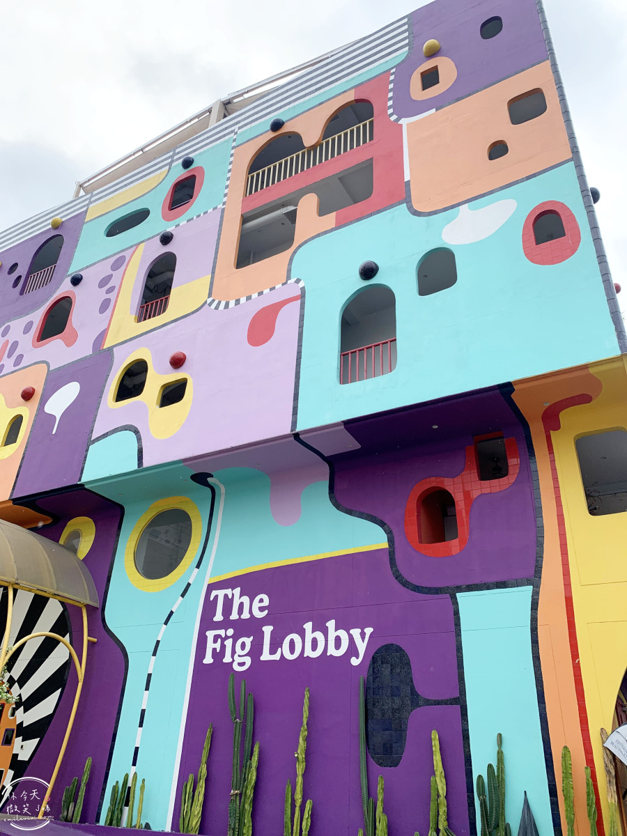 曼谷住宿推薦∥The Fig Lobby 曼谷無花果大堂酒店，曼谷最潮藝術飯店，拍照控必住！各房型分享，價格親民、游泳池、早餐、酒吧設施超完善︱入住一間會讓你「捨不得退房」的藝術旅館