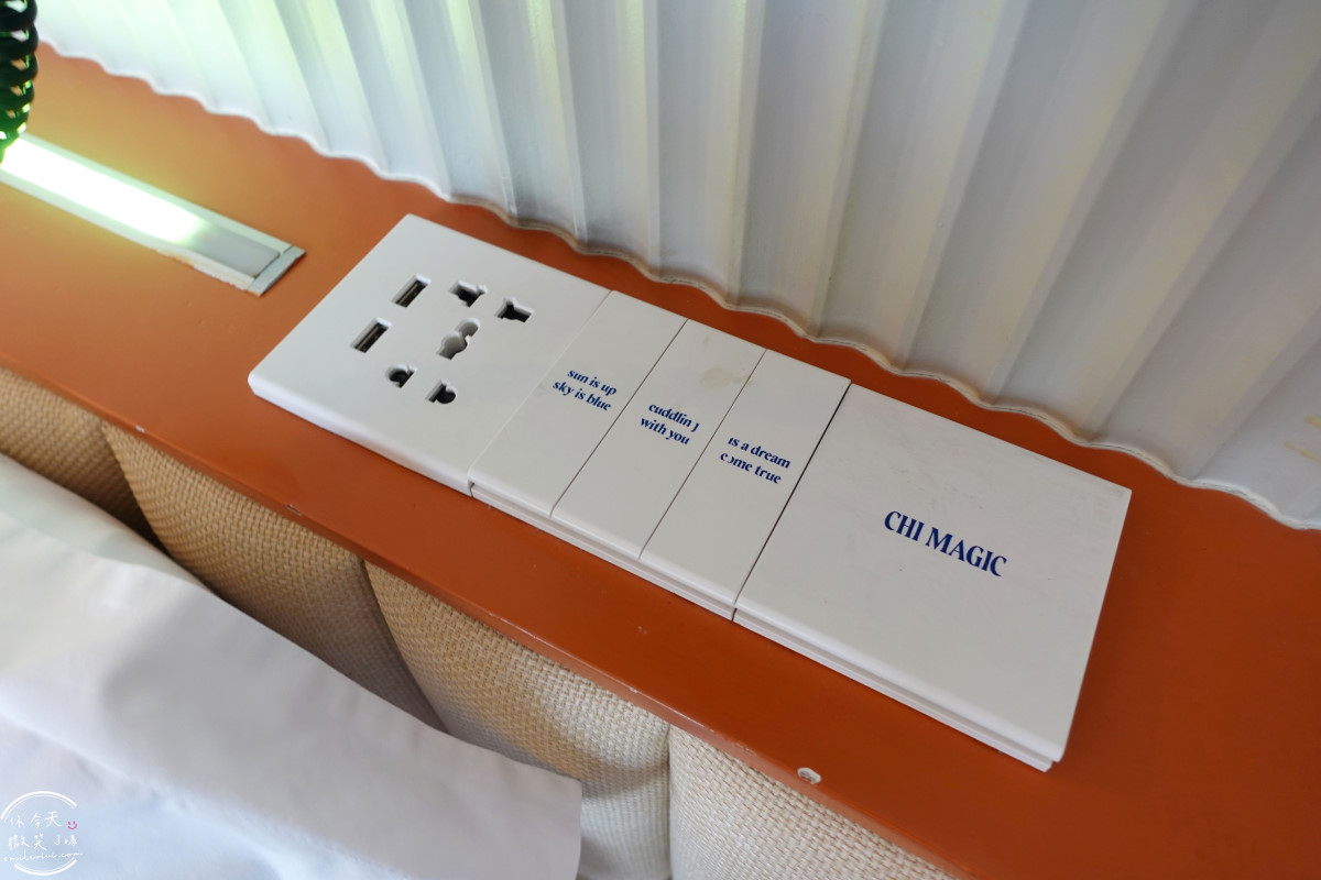 曼谷住宿推薦∥The Fig Lobby 曼谷無花果大堂酒店，曼谷最潮藝術飯店，拍照控必住！各房型分享，價格親民、游泳池、早餐、酒吧設施超完善︱入住一間會讓你「捨不得退房」的藝術旅館