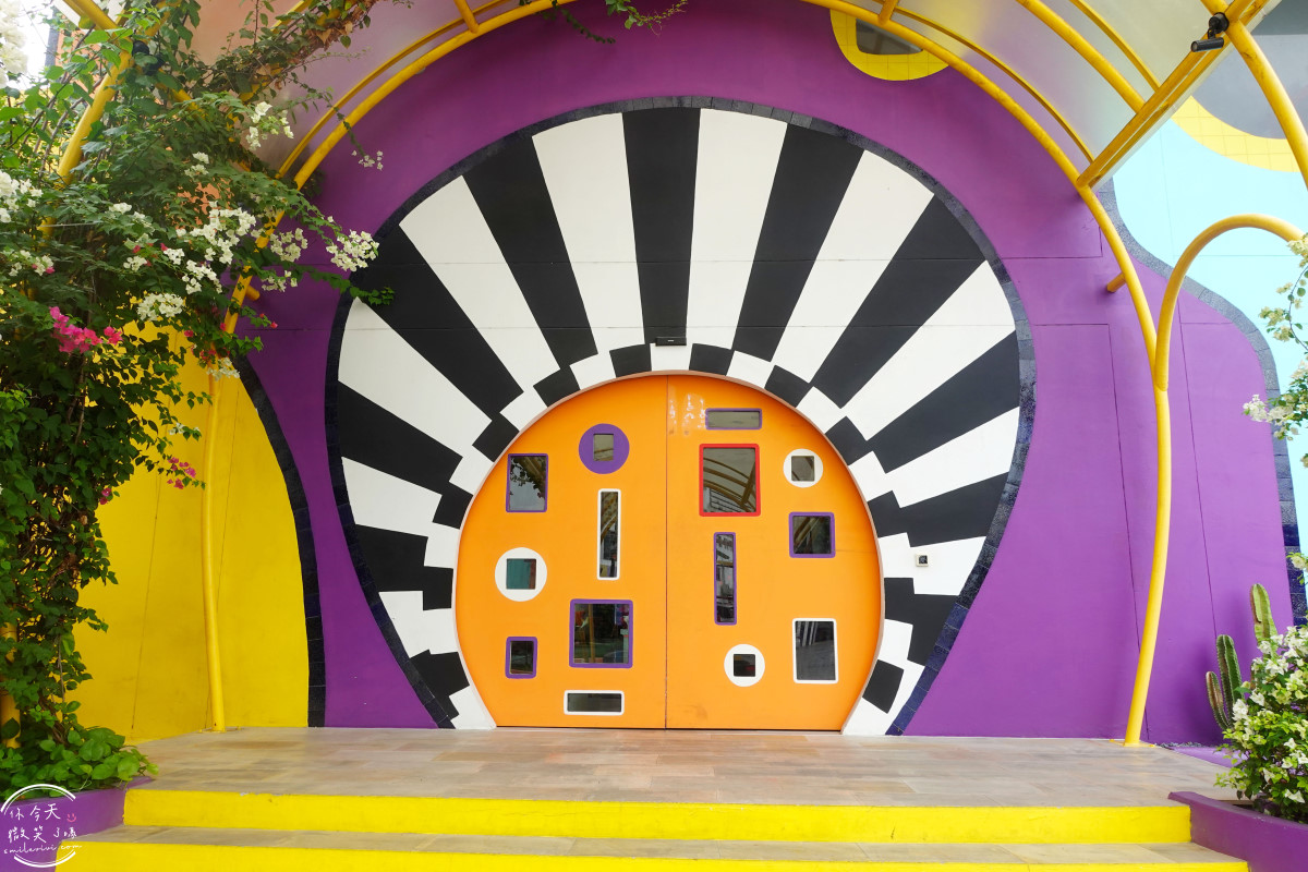 曼谷住宿推薦∥The Fig Lobby 曼谷無花果大堂酒店，曼谷最潮藝術飯店，拍照控必住！各房型分享，價格親民、游泳池、早餐、酒吧設施超完善︱入住一間會讓你「捨不得退房」的藝術旅館