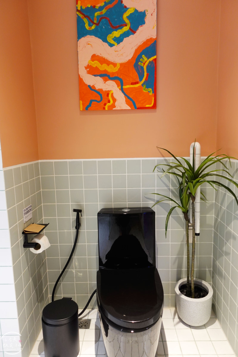 曼谷住宿推薦∥The Fig Lobby 曼谷無花果大堂酒店，曼谷最潮藝術飯店，拍照控必住！各房型分享，價格親民、游泳池、早餐、酒吧設施超完善︱入住一間會讓你「捨不得退房」的藝術旅館