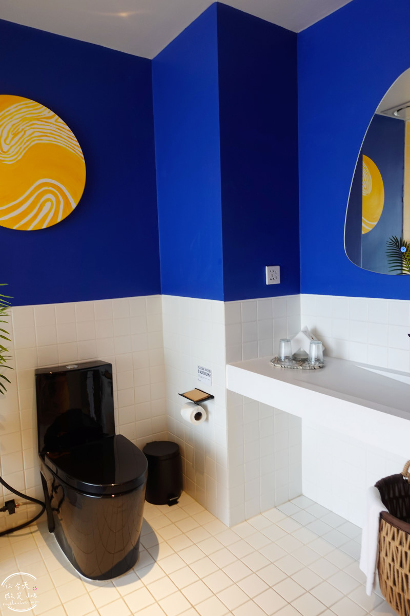 曼谷住宿推薦∥The Fig Lobby 曼谷無花果大堂酒店，曼谷最潮藝術飯店，拍照控必住！各房型分享，價格親民、游泳池、早餐、酒吧設施超完善︱入住一間會讓你「捨不得退房」的藝術旅館