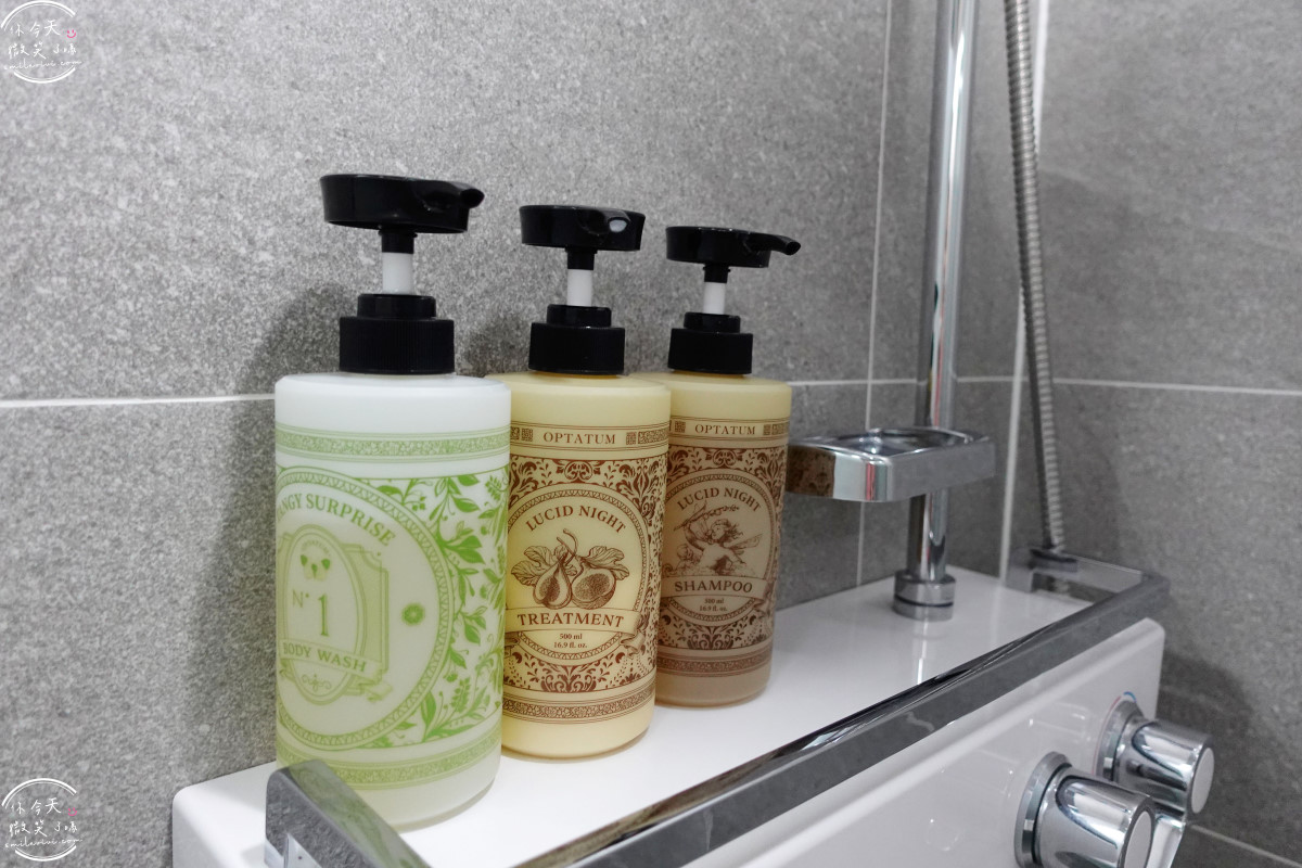 釜山沙上住宿推薦∥EL Momento Sasang(艾爾莫門托沙上公寓飯店;엘모멘토 사상) 公寓式飯店完整開箱︱附簡易廚房、洗衣設備，對面有Homeplus、E-Mart︱近機場＆地鐵，交通便利又高CP值︱