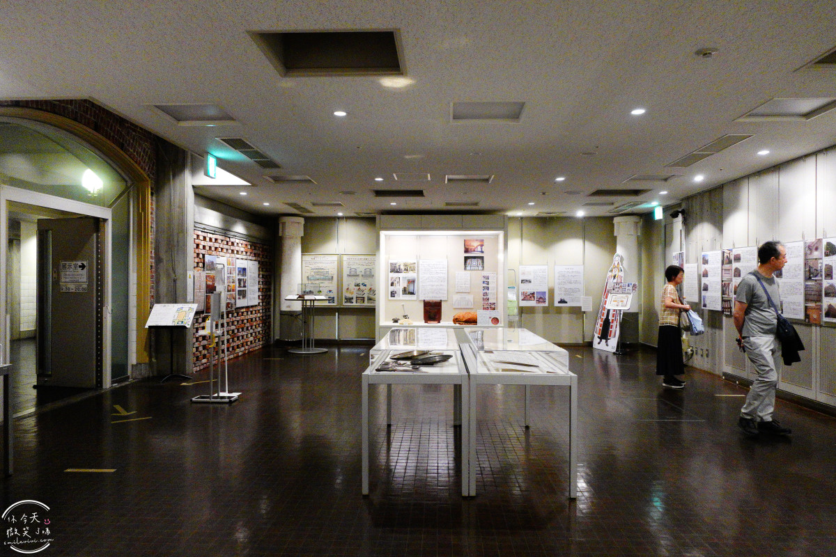 大阪中之島景點推薦∥大阪市中央公會堂，百年紅磚建築，免門票拍照點、建築亮點一次掌握︱大阪市中央公會堂餐廳菜單︱第一次大阪自由行必去！