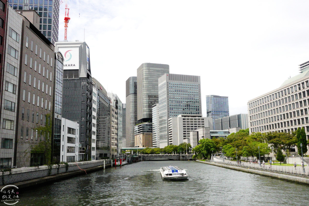 大阪中之島景點推薦∥大阪市中央公會堂，百年紅磚建築，免門票拍照點、建築亮點一次掌握︱大阪市中央公會堂餐廳菜單︱第一次大阪自由行必去！