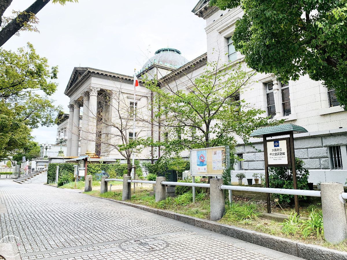 大阪中之島景點推薦∥大阪市中央公會堂，百年紅磚建築，免門票拍照點、建築亮點一次掌握︱大阪市中央公會堂餐廳菜單︱第一次大阪自由行必去！